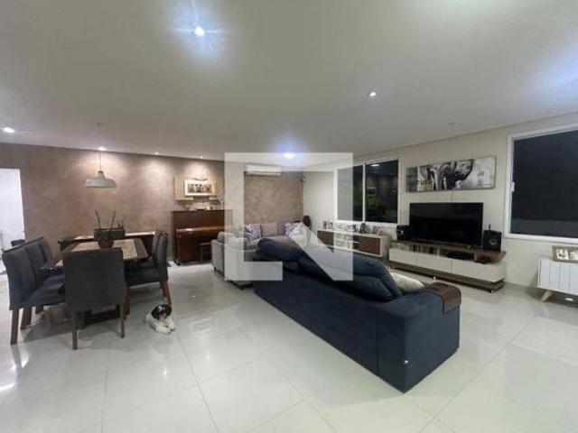 Casa à Venda Vila Engenho Novo, 4 Quartos, 200 m² Barueri