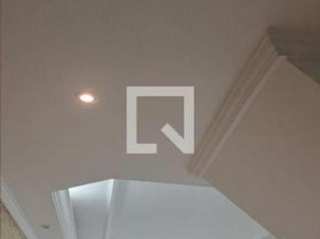 Casa à Venda Vila Esperança, 3 Quartos, 240 m² São Paulo