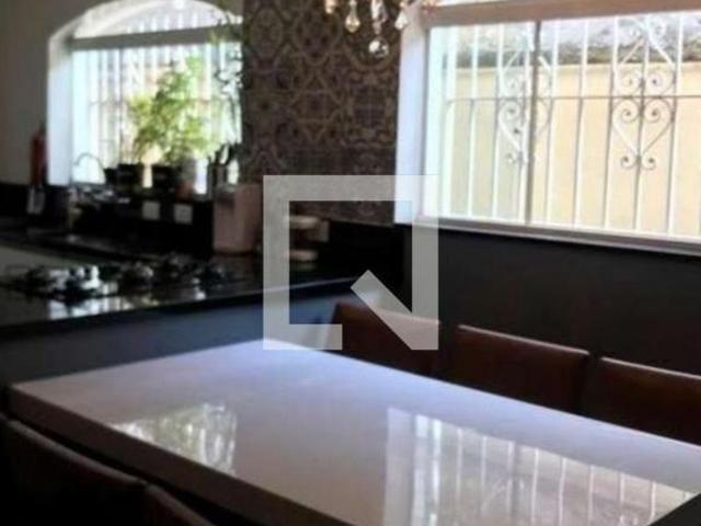 Casa à Venda Vila Formosa, 3 Quartos, 200 m2