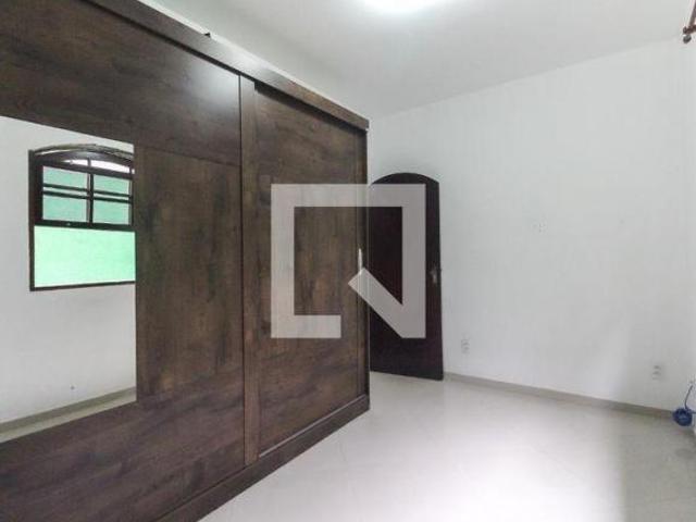 Casa à Venda Vila Jacuí, 2 Quartos, 180 m² São Paulo