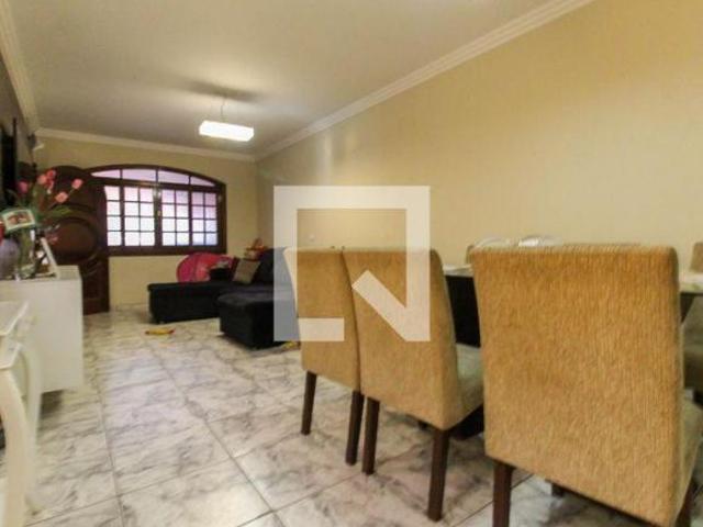 Casa à Venda Vila Jacuí, 3 Quartos, 350 m² São Paulo