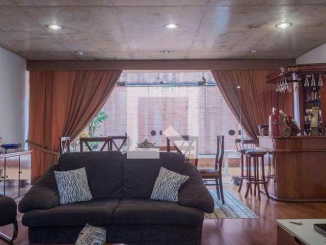 Casa à Venda Vila Jordanópolis, 3 Quartos, 200 m2