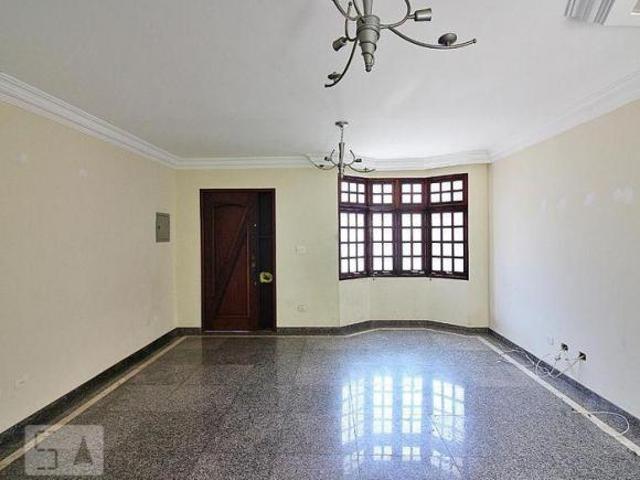 Casa à Venda Vila Lusitânia, 3 Quartos, 240 m² São Bernardo do Campo