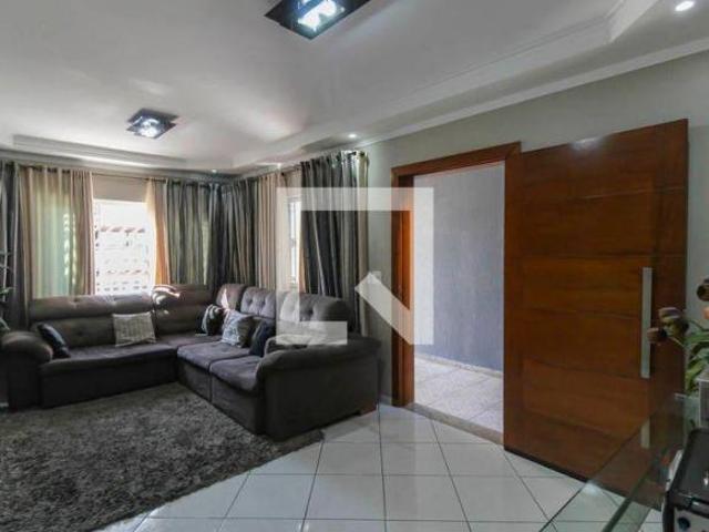Casa à Venda Vila Macedópolis, 6 Quartos, 180 m² São Paulo