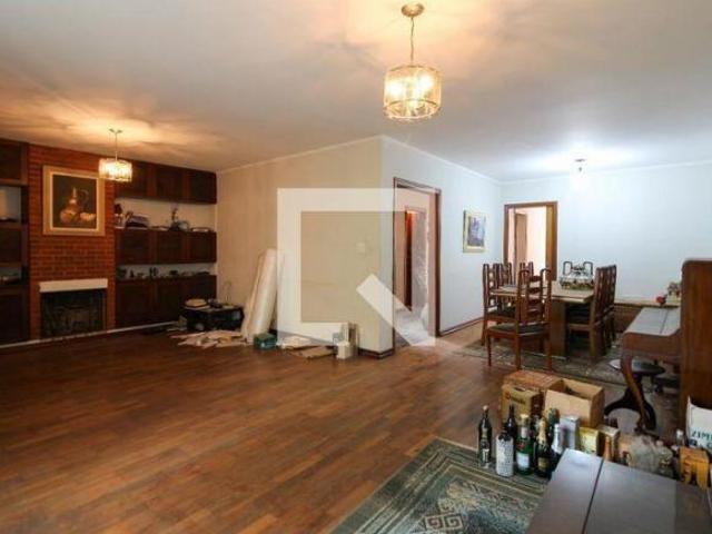 Casa à Venda Vila Madalena, 4 Quartos, 300 m² São Paulo