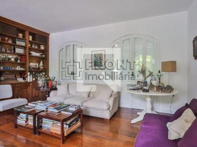 Casa à Venda Vila Madalena, 4 Quartos, 380 m2