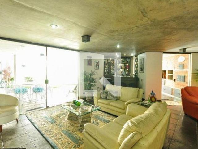 Casa à Venda Vila Madalena, 4 Quartos, 550 m² São Paulo
