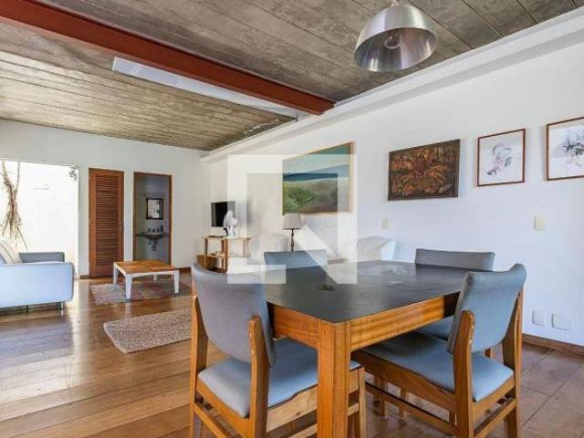 Casa à Venda Vila Madalena, 2 Quartos, 110 m2