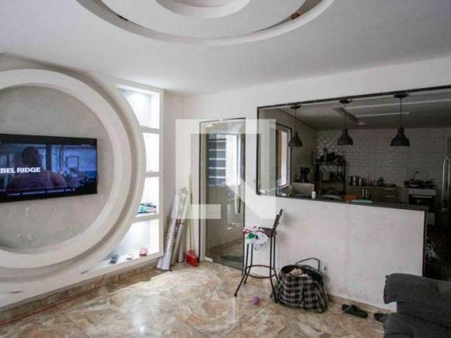 Casa à Venda Vila Nogueira, 2 Quartos, 350 m² Diadema