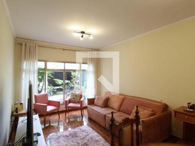 Casa à Venda Vila Nova Conceição, 5 Quartos, 250 m² São Paulo