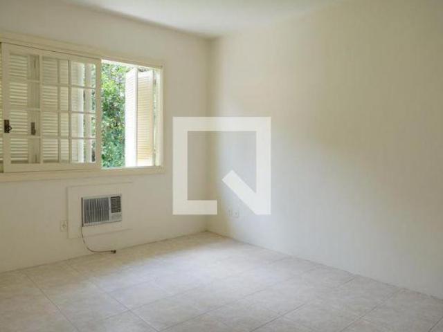 Casa à Venda Vila Nova, 2 Quartos, 140 m² Novo Hamburgo