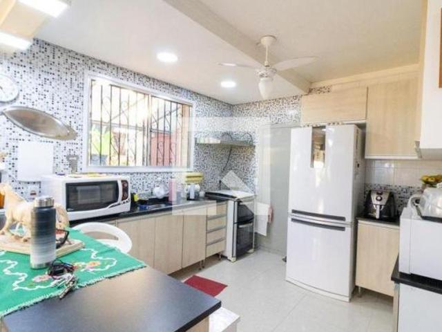 Casa à Venda Vila Nova, 2 Quartos, 141 m² Porto Alegre