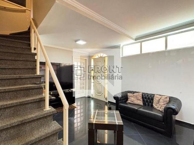 Casa à Venda Vila Olímpia, 3 Quartos, 180 m2