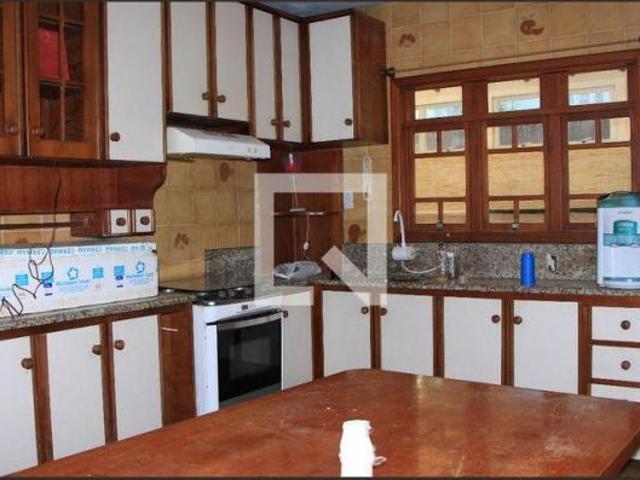 Casa à Venda Vila Operária, 4 Quartos, 300 m² Porto Alegre