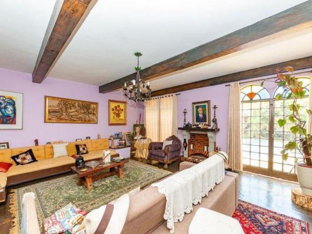 Casa à Venda Vila Paris, 5 Quartos, 316 m2