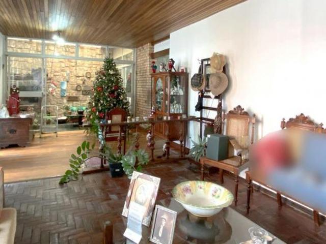 Casa à Venda Vila Paris, 3 Quartos, 249 m2