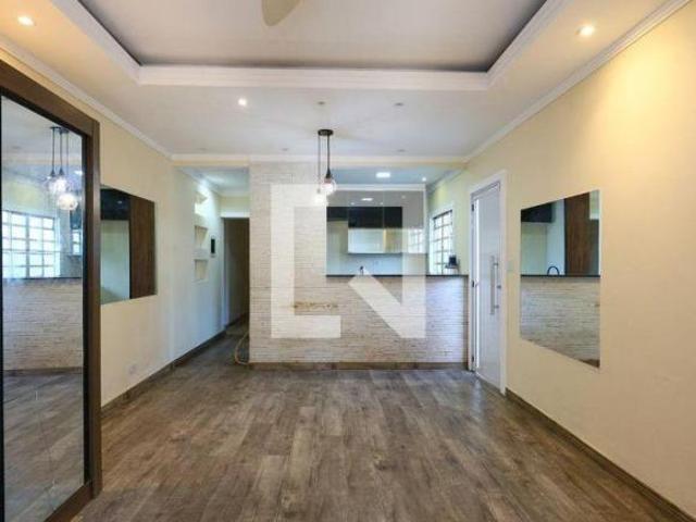 Casa à Venda Vila Pirajussara, 3 Quartos, 108 m² São Paulo