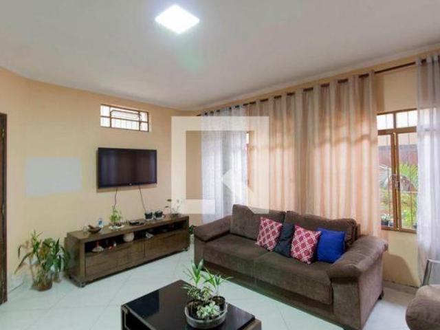 Casa à Venda Vila Ré, 4 Quartos, 180 m² São Paulo