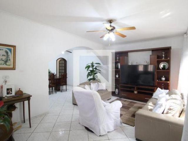 Casa à Venda Vila Ré, 4 Quartos, 202 m² São Paulo