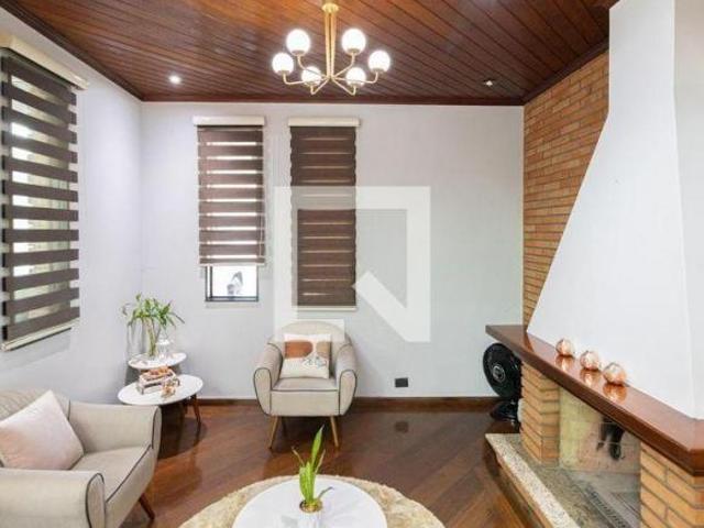 Casa à Venda Vila Ré, 3 Quartos, 250 m² São Paulo