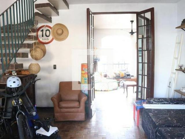 Casa à Venda Vila Romana, 2 Quartos, 250 m2