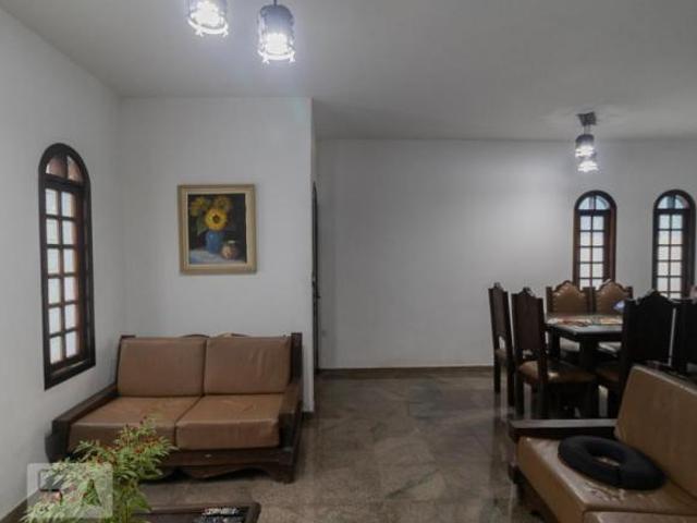 Casa à Venda Vila Rosália, 4 Quartos, 248 m² Guarulhos