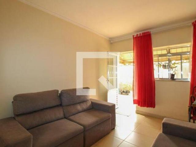 Casa à Venda Vila Santa Isabel, 2 Quartos, 90 m2