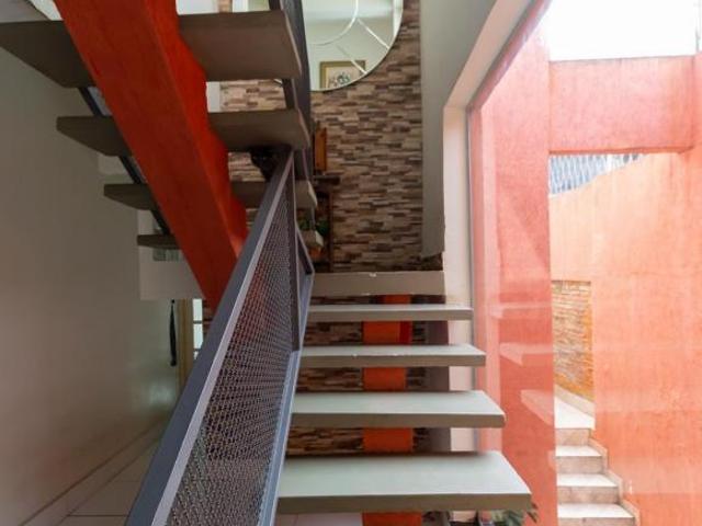 Casa à Venda Vila Sônia, 3 Quartos, 280 m² São Paulo
