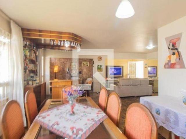 Casa à Venda Xaxim, 3 Quartos, 360 m² Curitiba