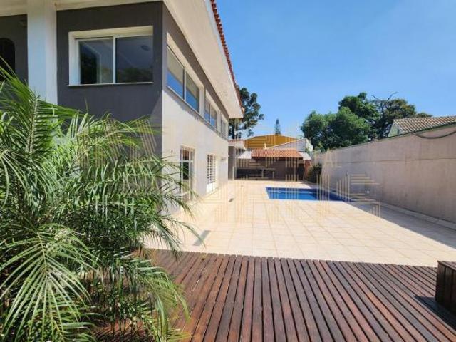 Casa à venda/locação em Interlagos São Paulo SP 4 quartos