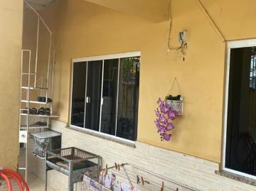 Casa a vende em Caxias