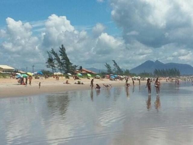 Casa aconchegante entre o campo e a praia