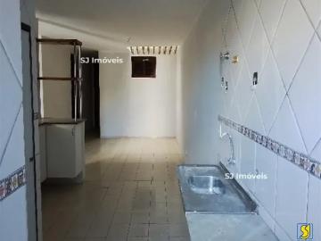Casa acolhedora com 2 suítes e quintal próximo ao Lago Jacarey
