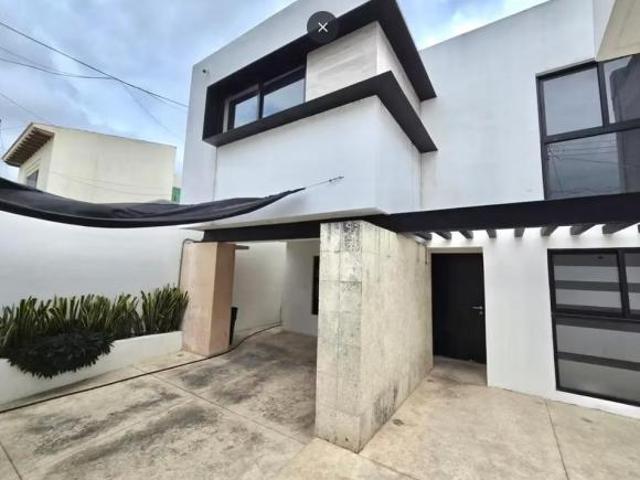 CASA ADAPTADA PARA OFICINAS EN VENTA EN MERIDA, YUCATAN EN MONTEVIDEO