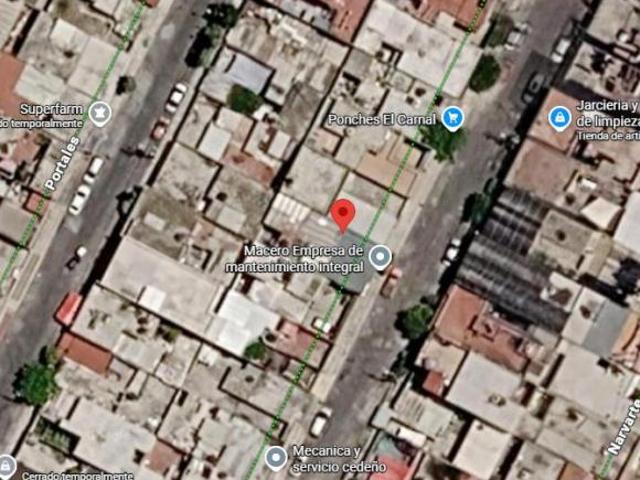 CASA EN ALAMOS METROPOLITANA 3RA SECCIÓN EN VENTA CON POSESIÓN
