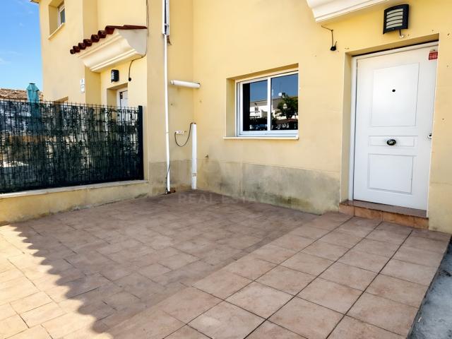 Casa adosada 3 dormitorios 81.6 m2