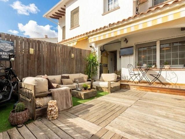 Casa adosada 3 dormitorios 94 m2 94m² Castelldefels