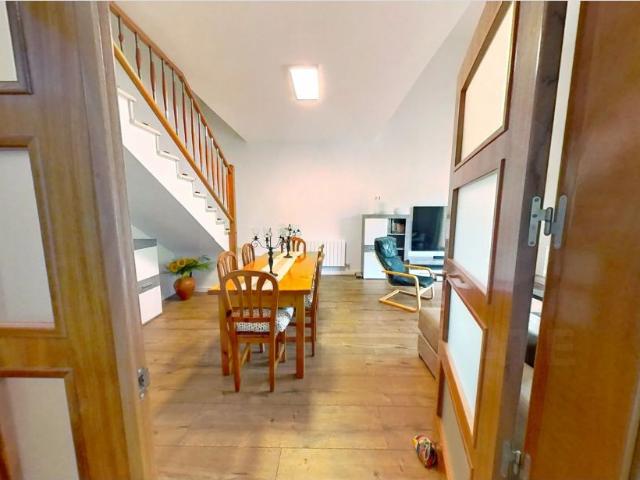 Casa adosada 4 dormitorios 150 m2