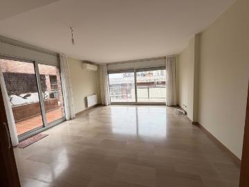 Casa adosada 4 dormitorios 207 m2