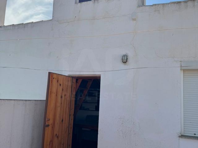 Casa adosada 4 dormitorios 255 m2