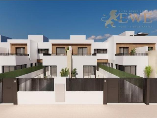 Casa adosada con piscina privada y gran terraza en San Javier