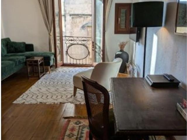 Casa adosada con terraza privada