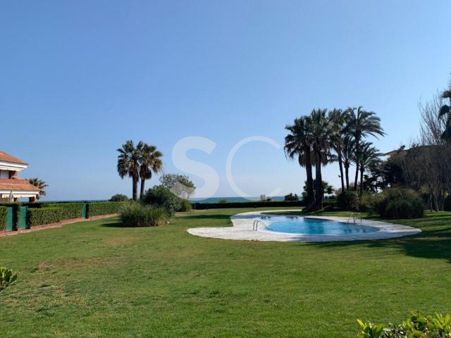 Casa adosada con vistas al mar, Gava Mar