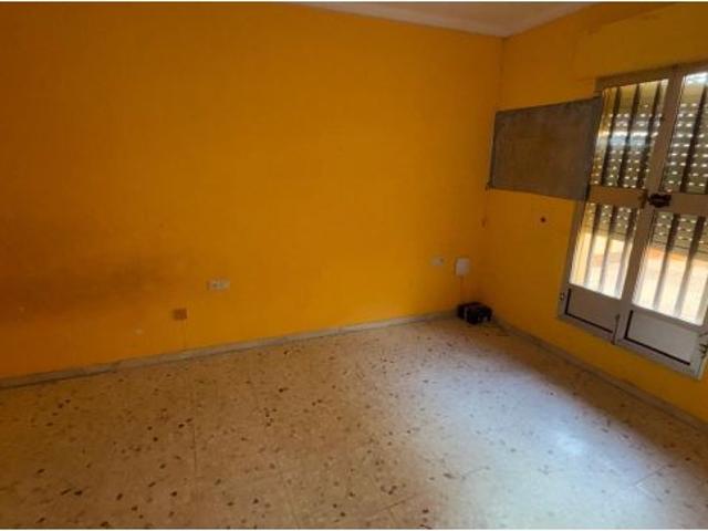 CASA ADOSADA A LA VENTA EN MARCHENA SEVILLA