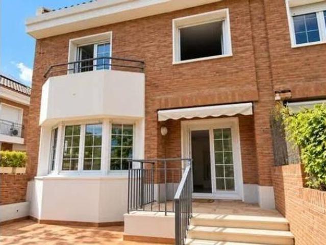 Casa adosada Alquiler Esplugues de Llobregat, Esplugues de Llobregat