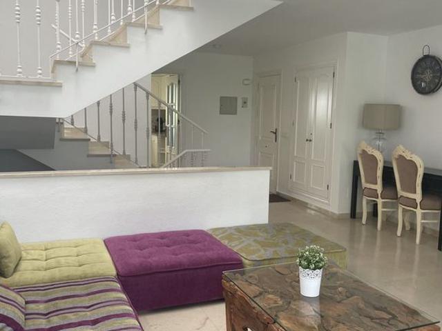 Casa adosada de 100 m2 en venta Estepona, Andalucía