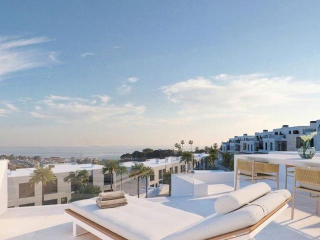 Casa adosada de 166 m2 en venta Estepona, Andalucía