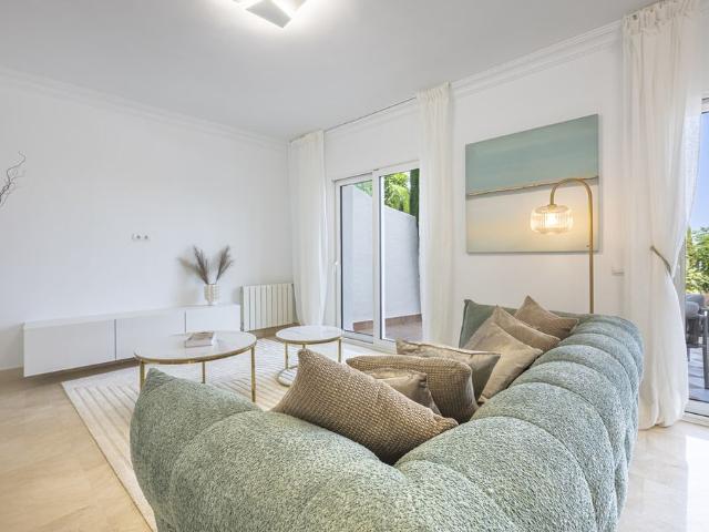 Casa adosada de 184 m2 en venta Marbella, Andalucía