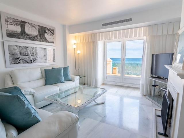 Casa adosada de 181 m2 en venta Estepona, Andalucía