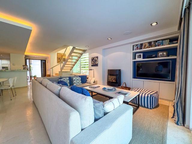 Casa adosada de 204 m2 en venta Nueva Andalucia, España